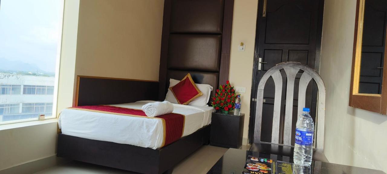 Hotel Pioneer Paradise Nāgercoil المظهر الخارجي الصورة