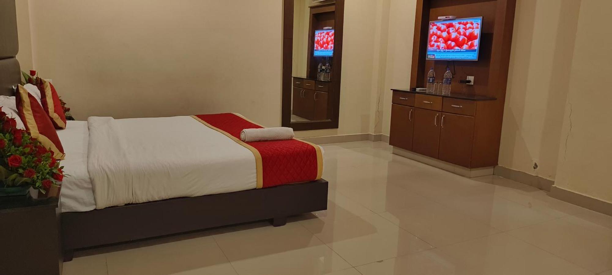 Hotel Pioneer Paradise Nāgercoil المظهر الخارجي الصورة