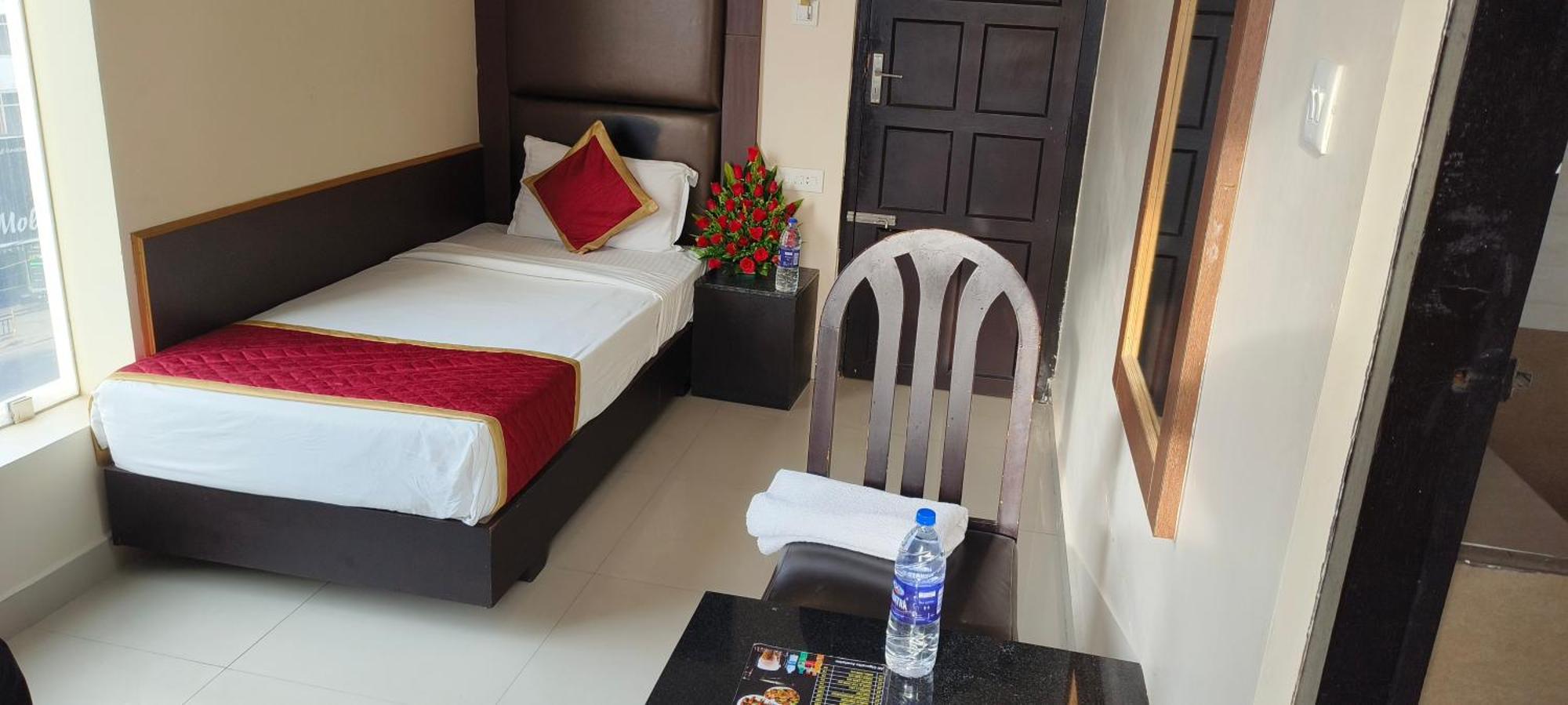 Hotel Pioneer Paradise Nāgercoil المظهر الخارجي الصورة
